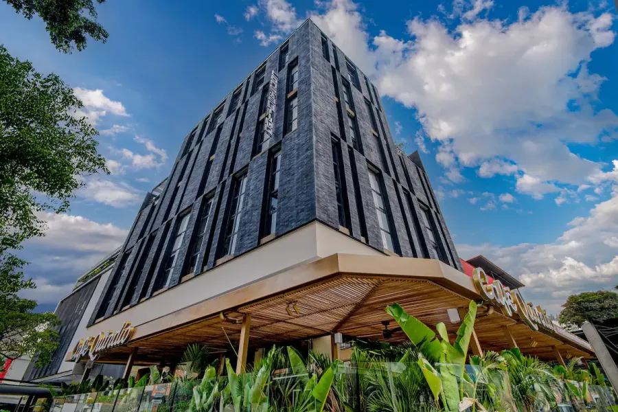 Vista 2 de Constantino